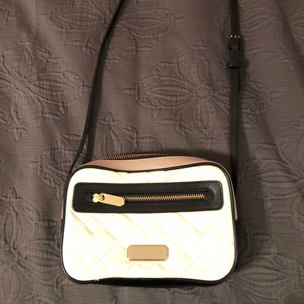 Marc Jacobs summer purse